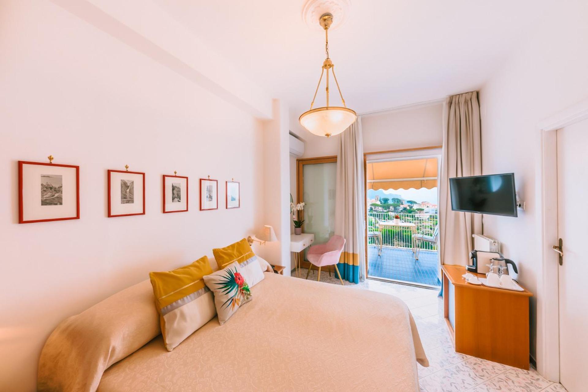Hotel Zi'Ntonio Скала Екстериор снимка