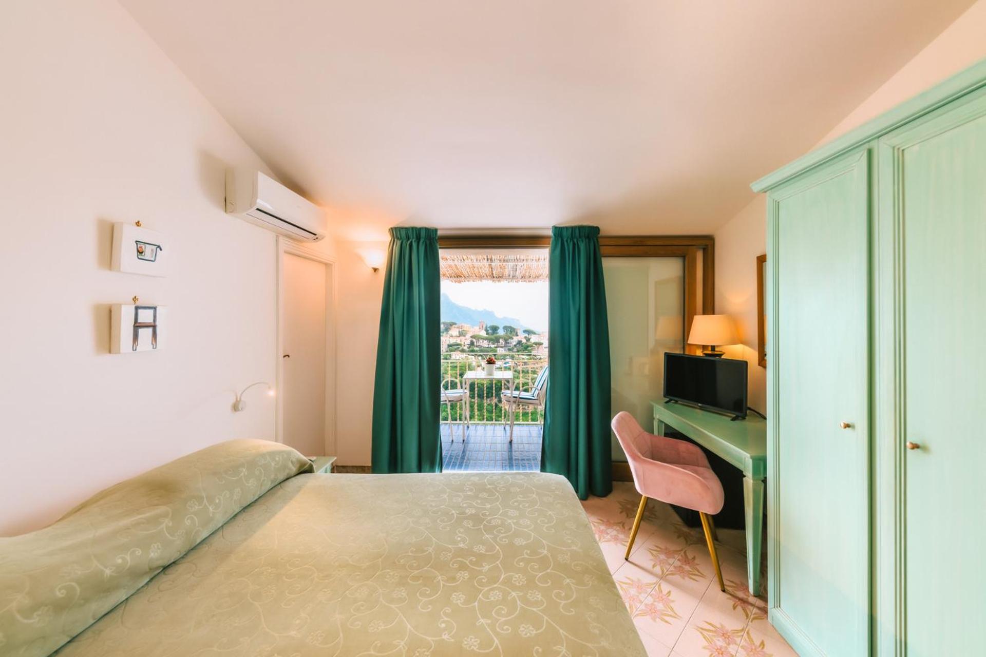 Hotel Zi'Ntonio Скала Екстериор снимка